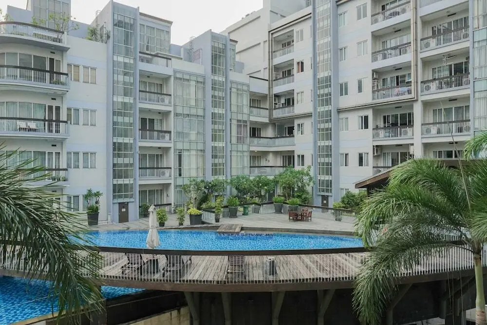 Джакарта: Exclusive and Spacious 3BR Apartment at Pearl Garden