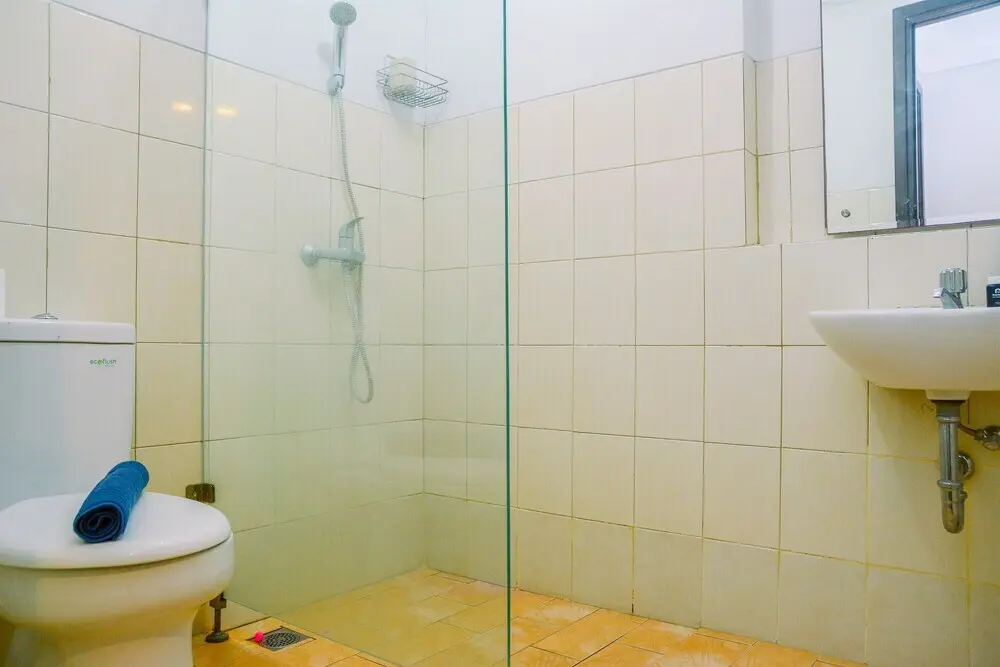 Джакарта: Spacious and Contemporary 2BR The Aspen Apartment