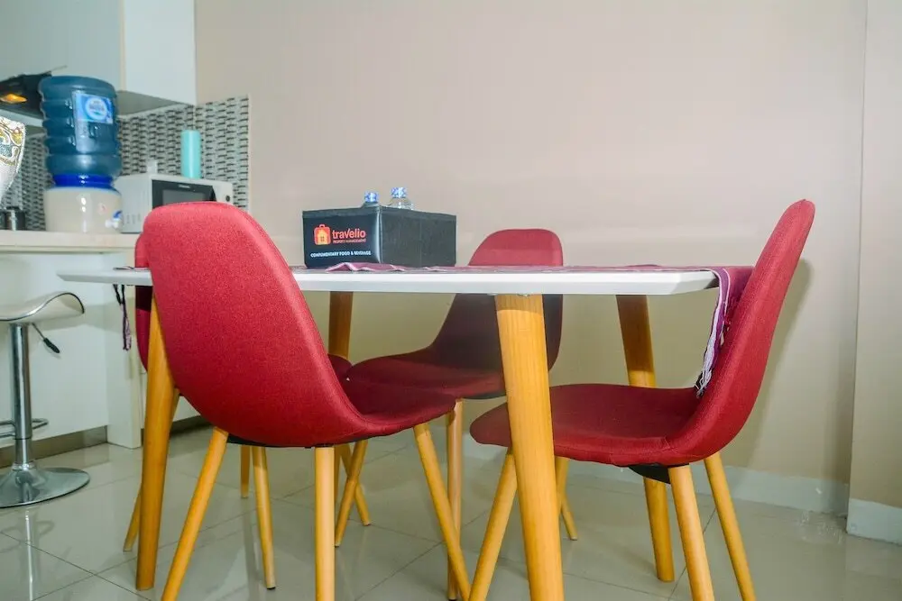 Джакарта: Spacious and Contemporary 2BR The Aspen Apartment