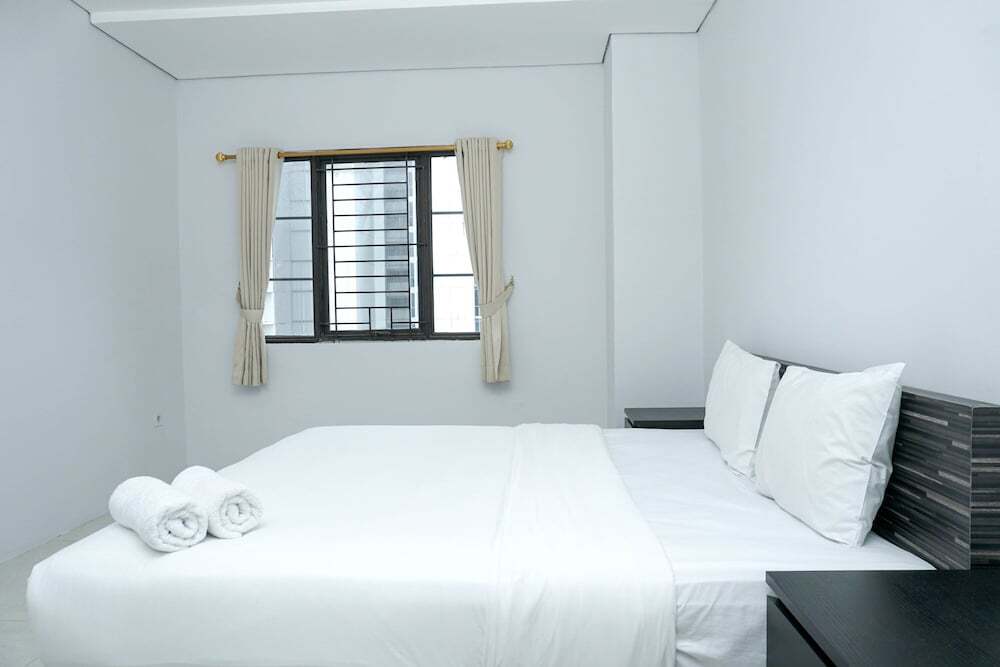 Джакарта: Best Location @ 3br Puri Garden Apartment by Travelio