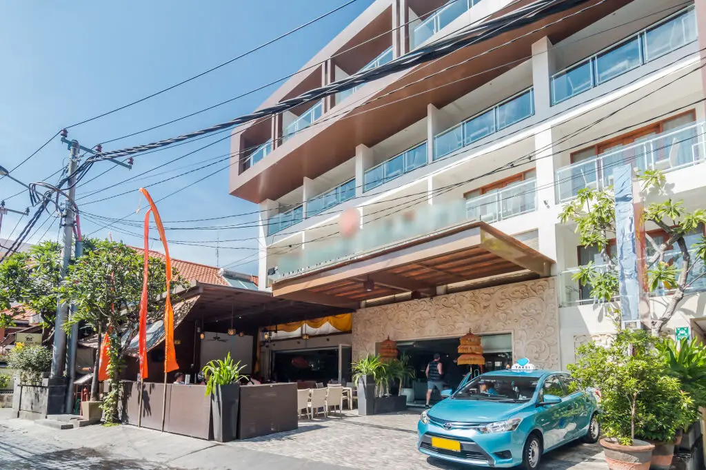 Кута: ZEN Rooms Benesari 5 Legian Kuta
