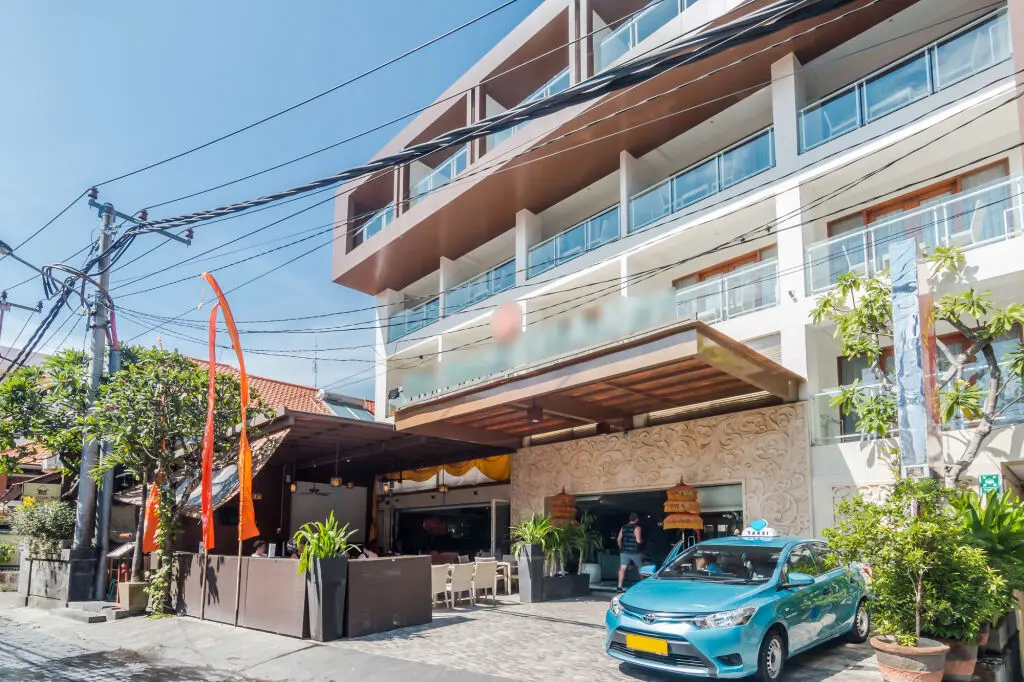 Кута: ZEN Rooms Benesari 5 Legian Kuta