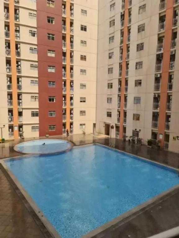 Сурабая: Studio Gunawangsa Manyar by Starlight Apartement