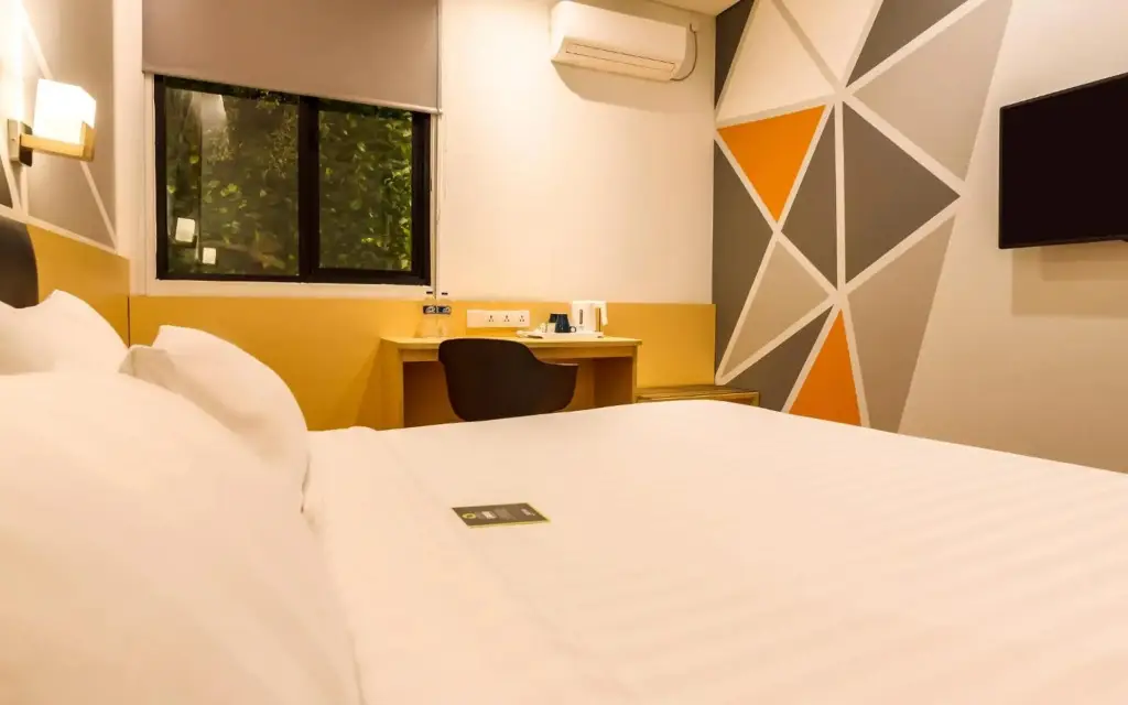 7 Days Premium Hotel Jatinegara — фото 1