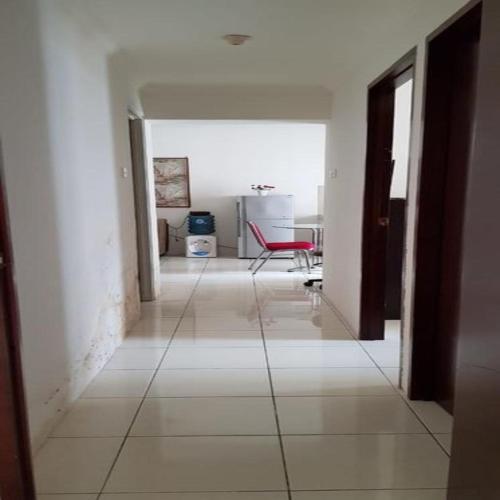 Джакарта: 2br Modern Mediterania Garden Residence 2 By Travelio