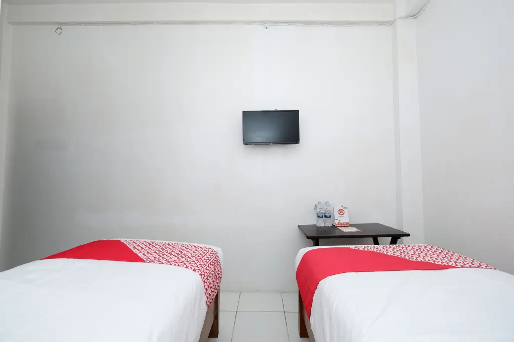 Караганьяр: OYO 1706 Hotel H&w Solo