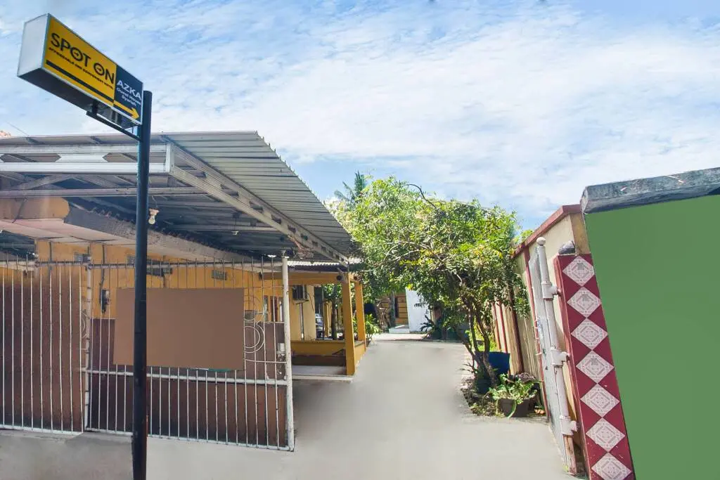 Чилачап: SPOT ON 2830 Azka Guest House Syariah