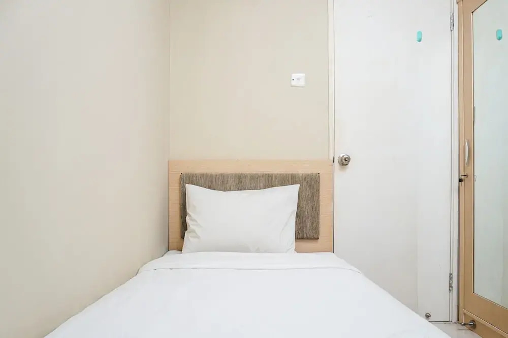 Джакарта: Cozy and Homey 2BR at Kalibata City Apartment