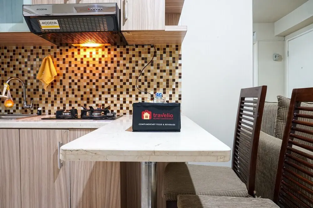 Джакарта: Cozy and Homey 2BR at Kalibata City Apartment