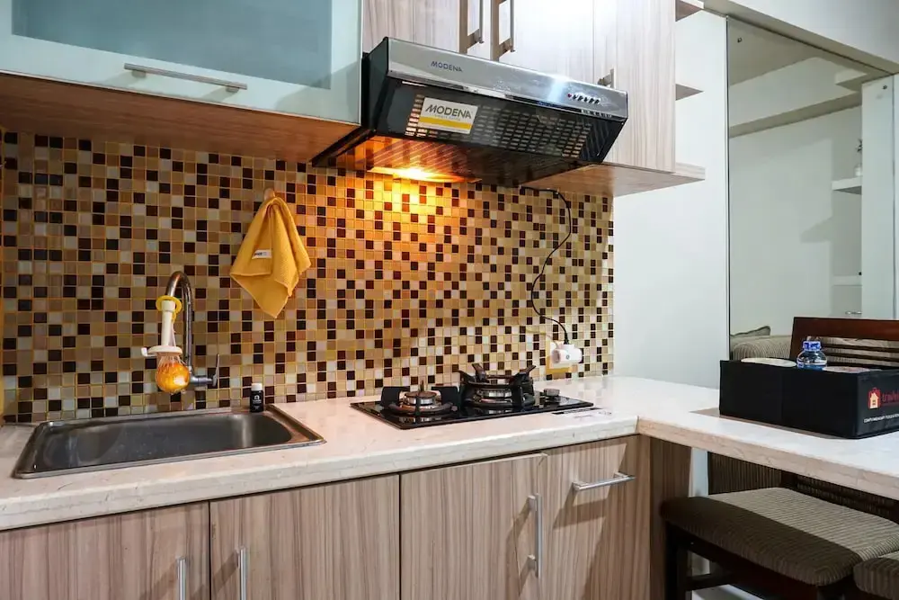 Джакарта: Cozy and Homey 2BR at Kalibata City Apartment