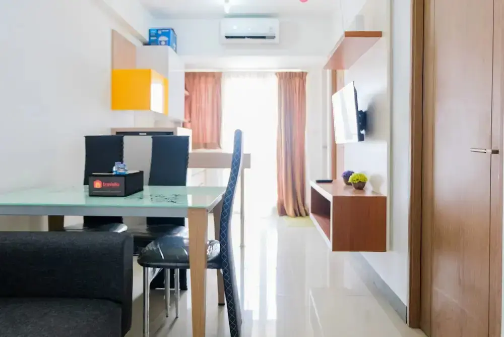 Джакарта: Well Appointed 2BR Apartment at Bintaro Park View