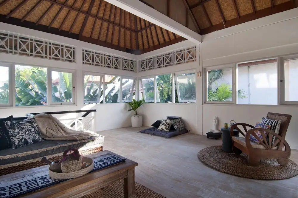 Кута: 1 Bed, Private Pool, Walk to Seminyak Beach, Cafes, Shops, all Else