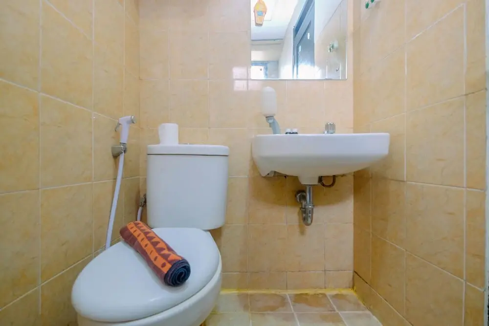 Джакарта: Warm and Homey 2BR Apartment at Kebagusan City