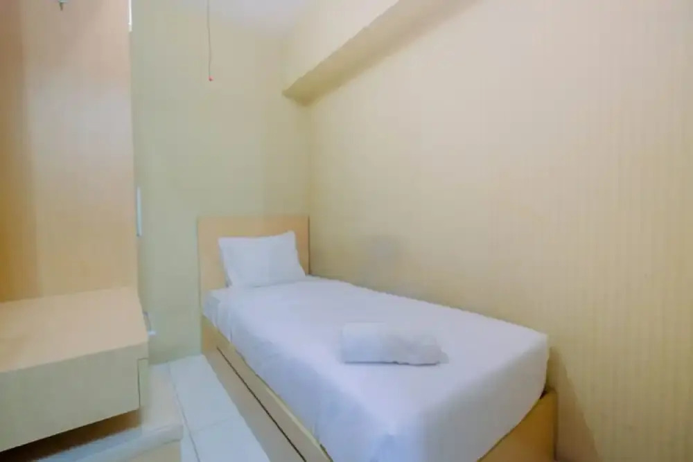 Джакарта: Warm and Homey 2BR Apartment at Kebagusan City