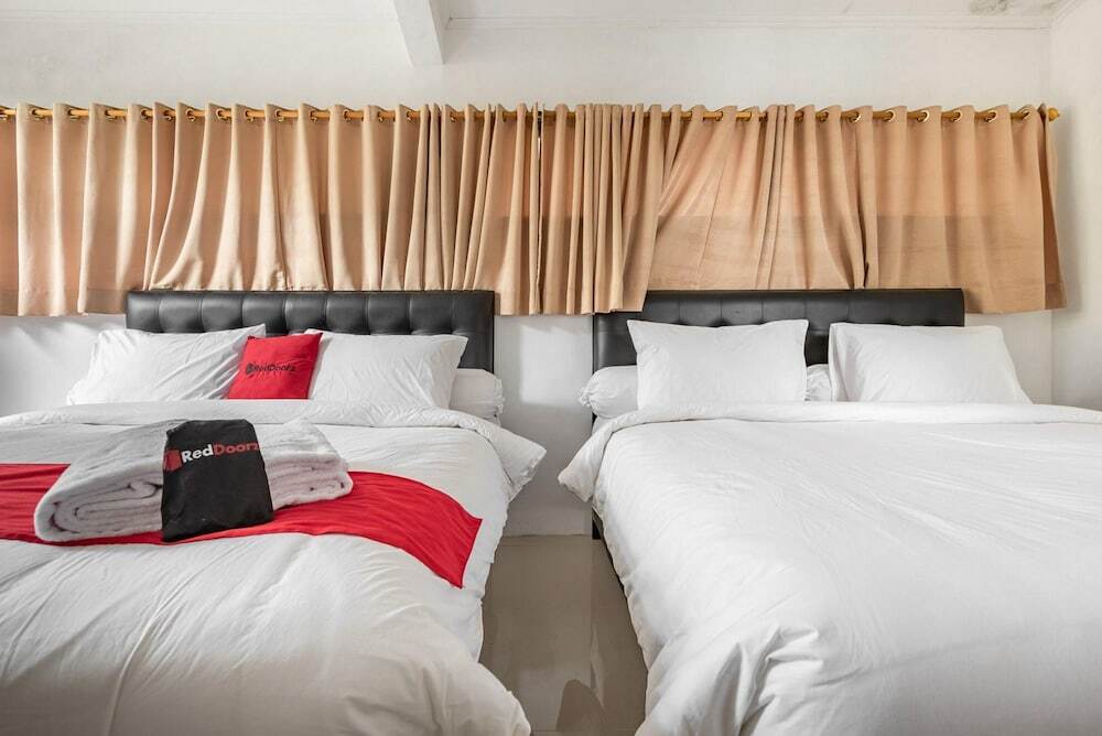 Читарингул: RedDoorz @ Mega Indah Villa Estate G16