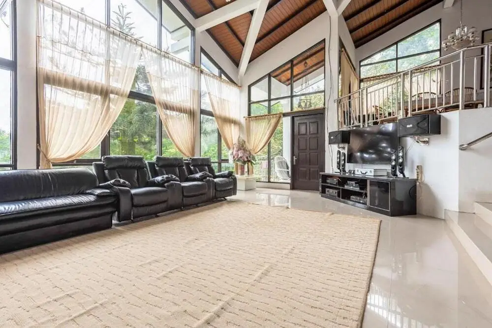Читарингул: RedDoorz @ Mega Indah Villa Estate G16