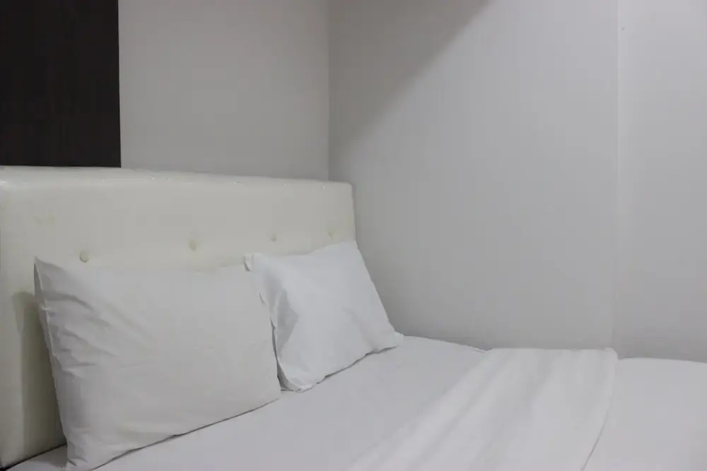 Бандунг: Bright and Comfy 2BR The Jarrdin Cihampelas Apartment