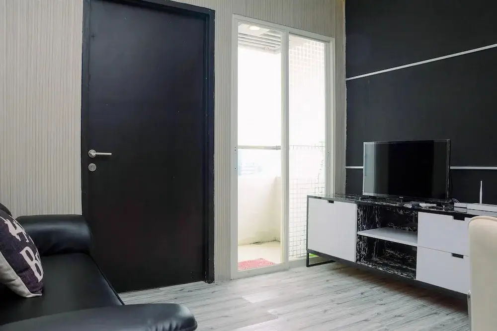 Депок: Best Location 1BR Apartment at Atlanta Residences