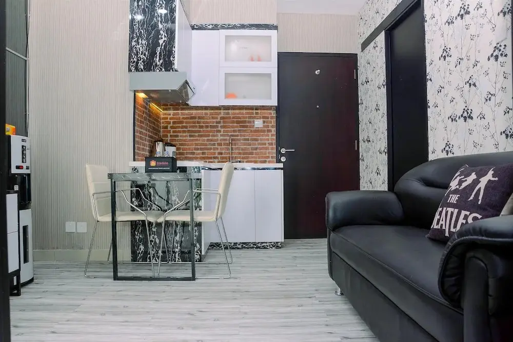 Депок: Best Location 1BR Apartment at Atlanta Residences