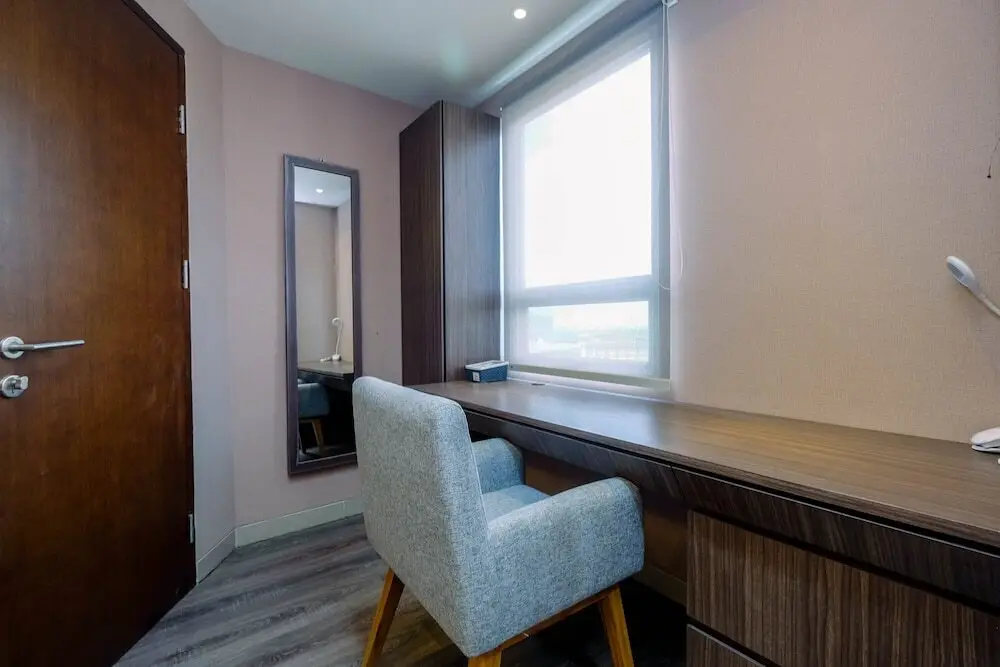 Чикаранг: Fully Furnished and Comfortable 1BR Mustika Golf Apartment