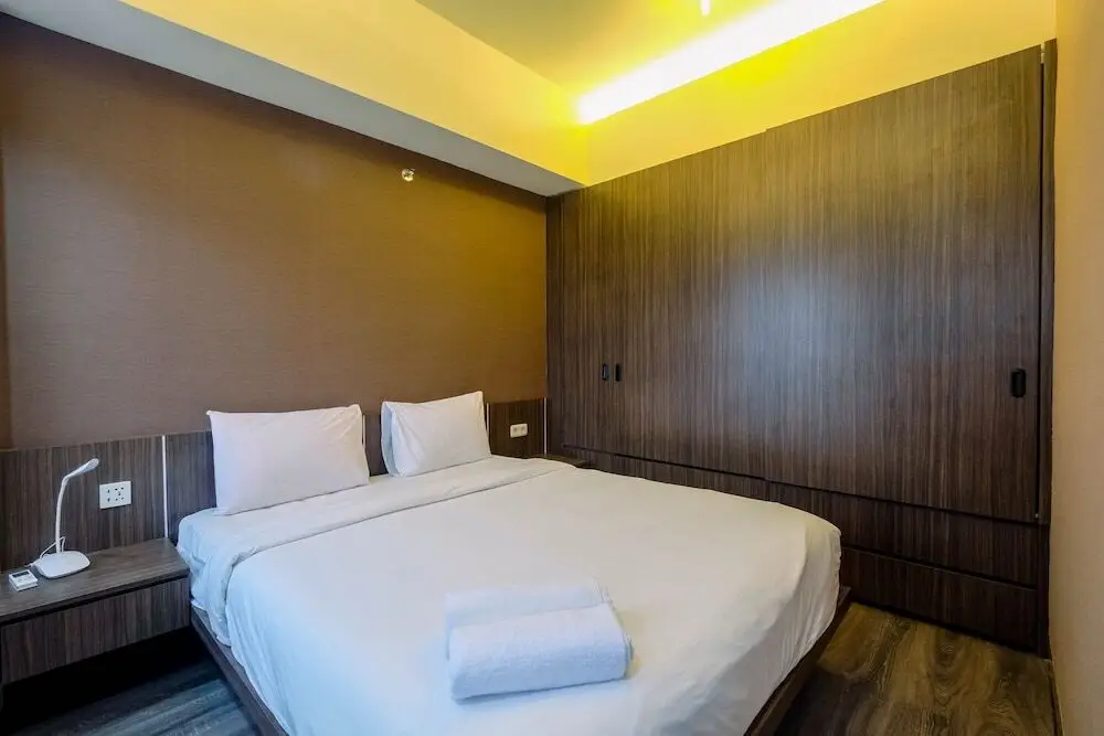 Чикаранг: Fully Furnished and Comfortable 1BR Mustika Golf Apartment