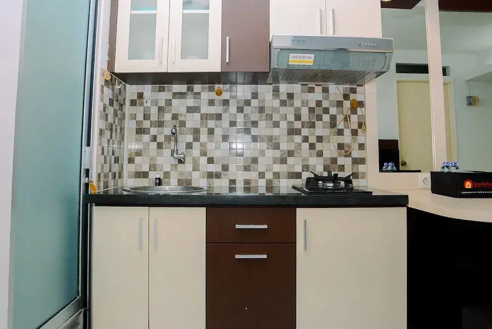 Джакарта: Compact and Cozy 2BR Kalibata City Apartment