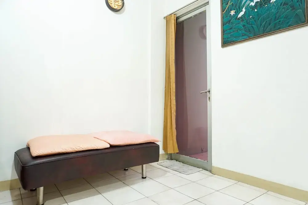 Джакарта: Homey and Warm 2BR Mediterania Palace Apartment
