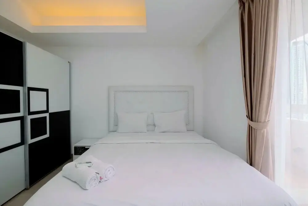 Джакарта: 1Br Apartment With Golf View @ The Royale Springhill