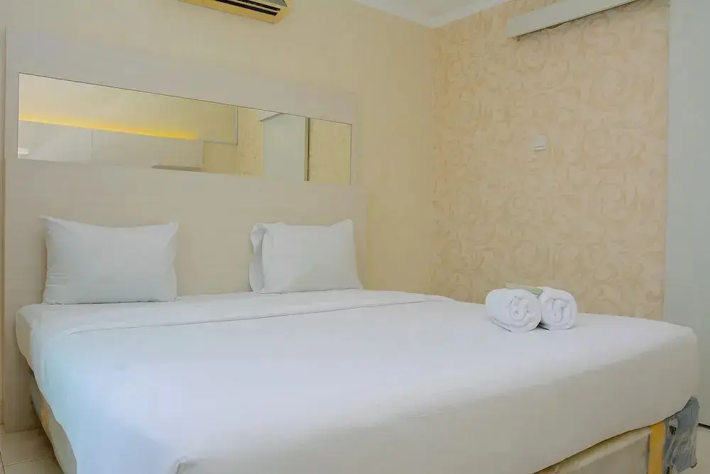 Джакарта: Minimalist and Cozy 1BR Apartment at The Boulevard