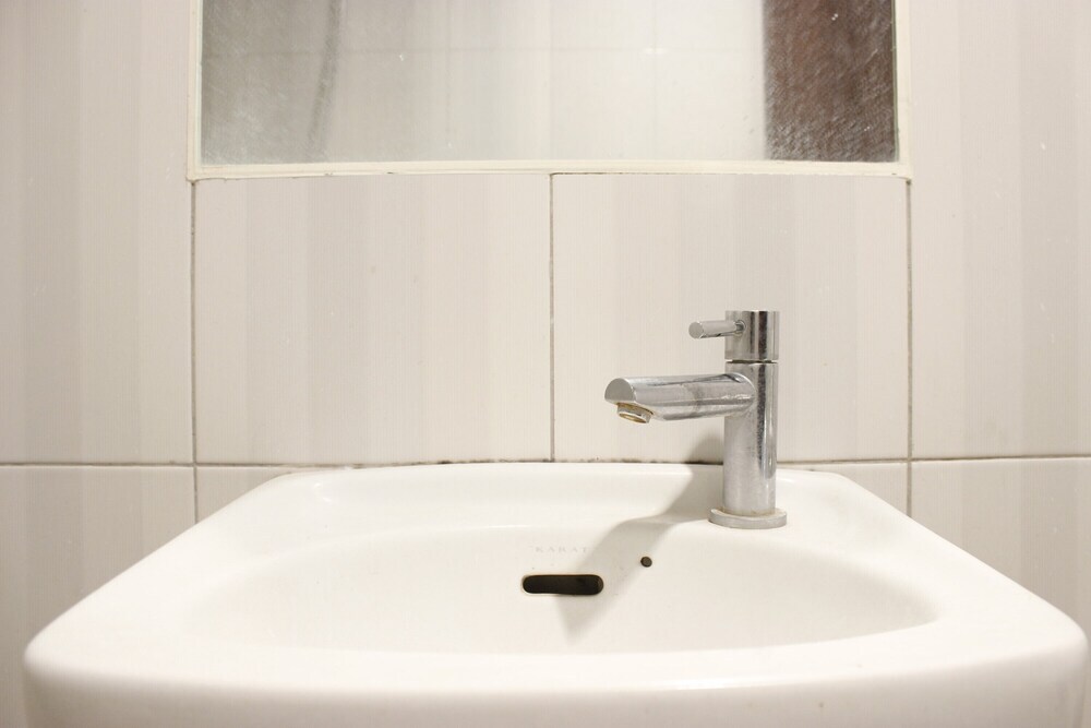 Бандунг: Homey and Tranquil 2BR Apartment at Galeri Ciumbuleuit 2