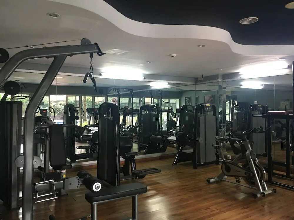 Бандунг: Comfy & Well Appointed 3BR at Galeri Ciumbuleuit 1