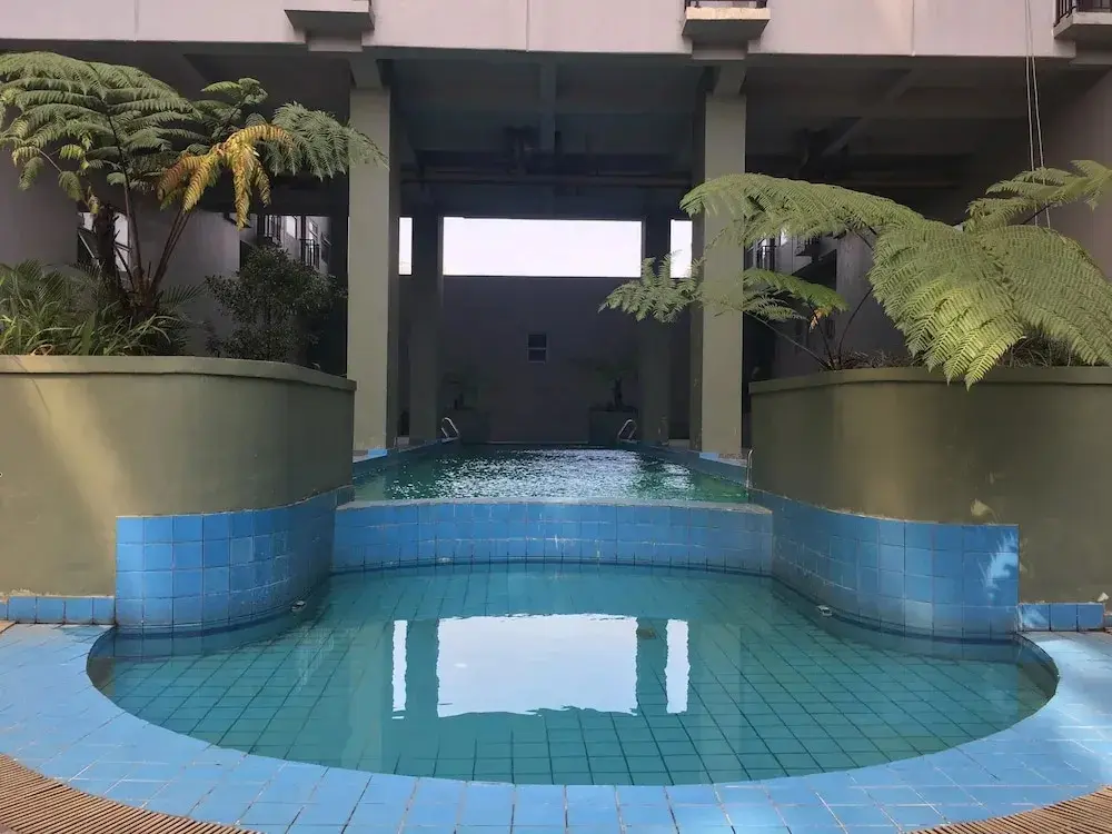 Бандунг: Modern 2BR Apartment at Grand Asia Afrika Residence