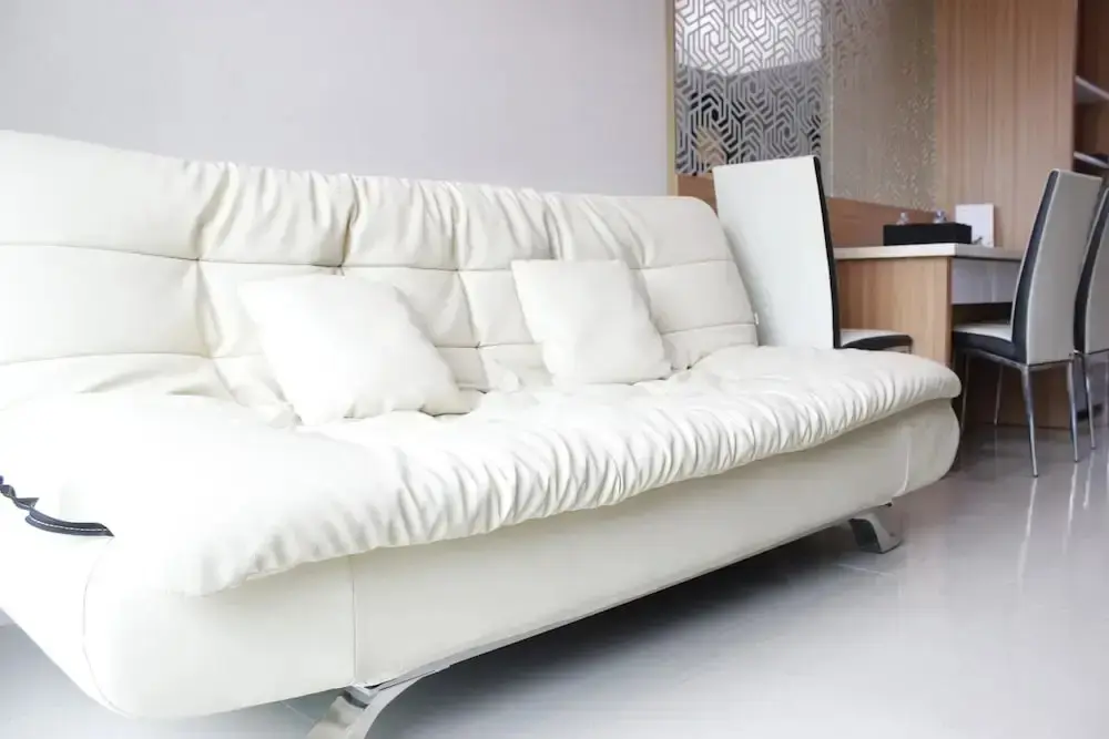 Бандунг: Exquisite 2BR Apartment at Tamansari La Grande near BIP