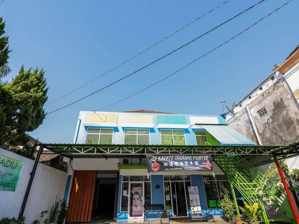 Слеман: NIDA Rooms Tajem 19 Sambi Sari at Penginapan Rumah Berkah
