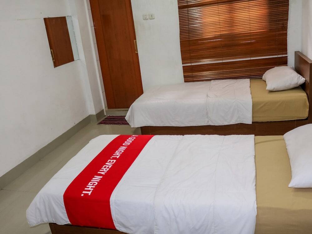 Медан: Nida Rooms Muara 16 Polonia at House of Zaza Zizi