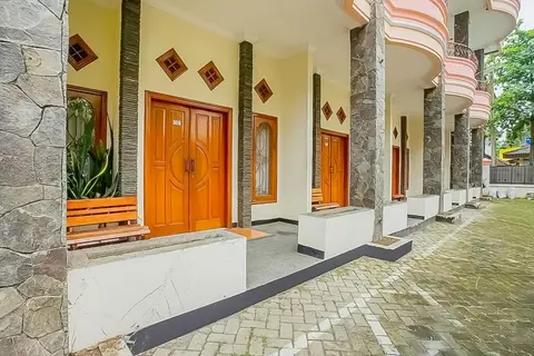 OYO 3406 Pandu Prima Guest House Syariah — фото 1