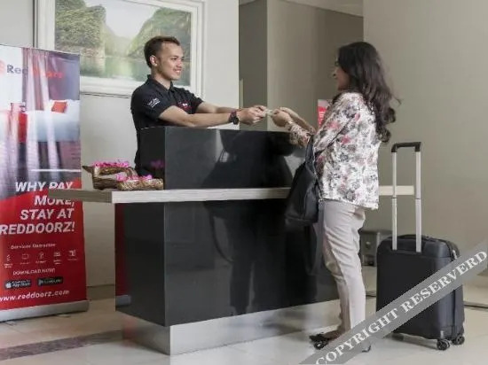 Бандунг: RedDoorz Near Margahayu Raya