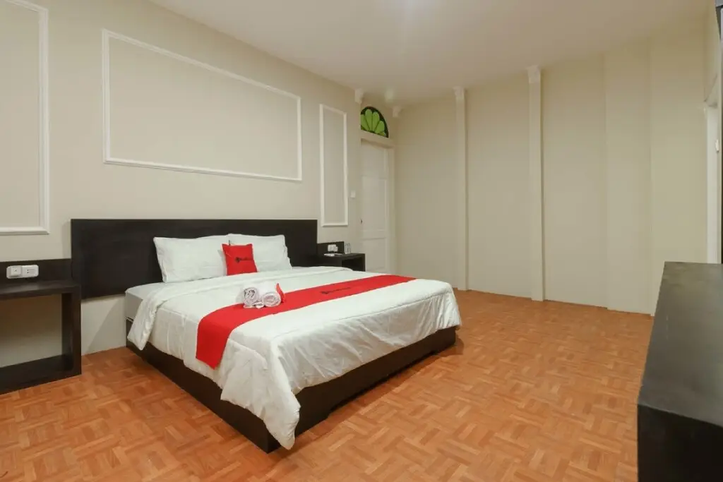 Банда-Ачех: RedDoorz Syariah near Suzuya Mall Banda Aceh 2