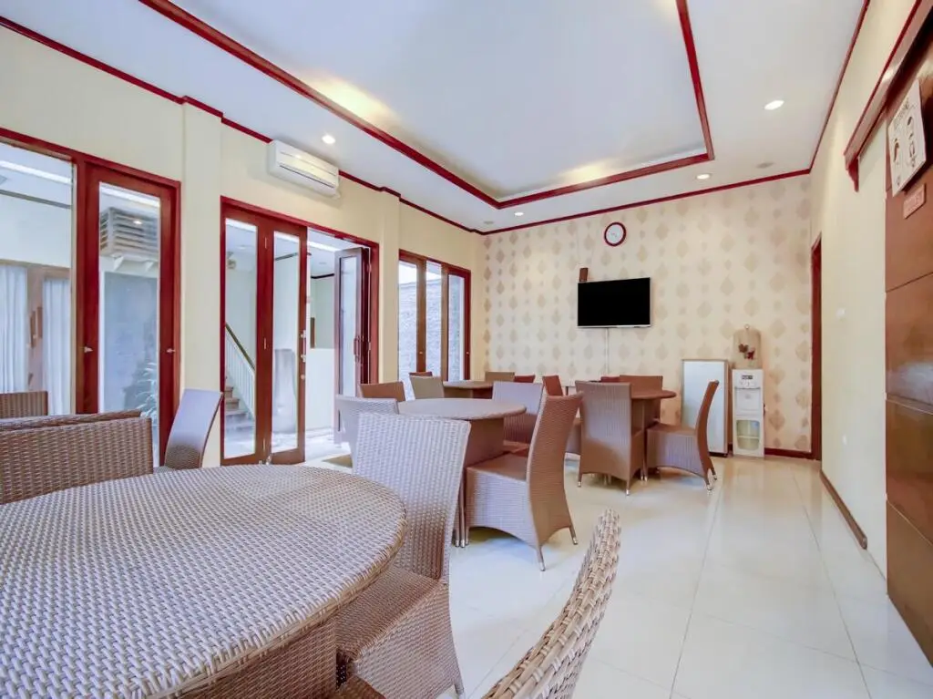 Маланг: OYO 3939 Omahkoe Guest House Syariah