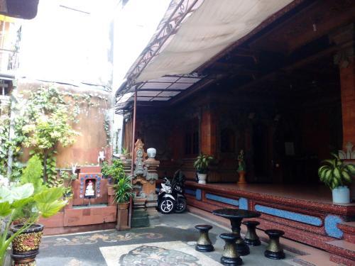 Кута: Bayudya Hostel