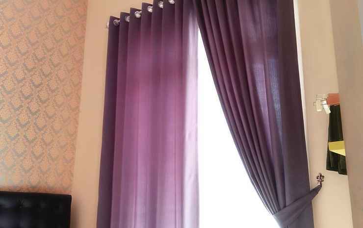 Бату: Bintang Villa B10