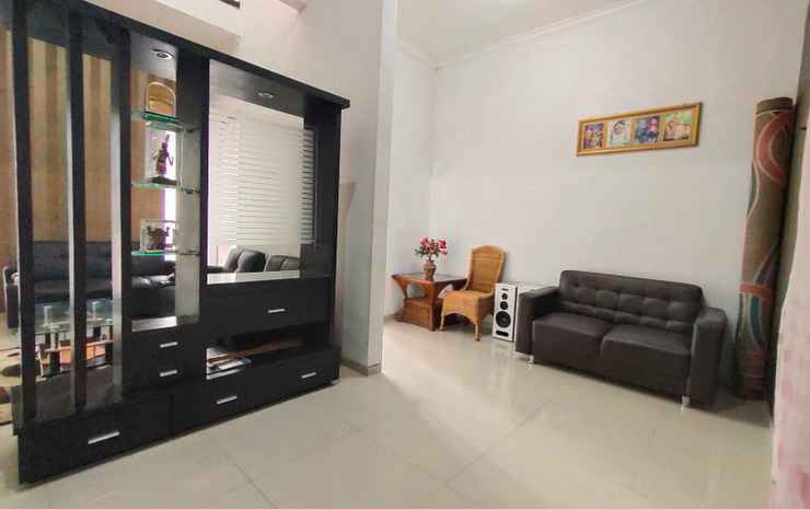 Бату: 3 Bedroom at Villa Kusuma Pinus M3 by N2K