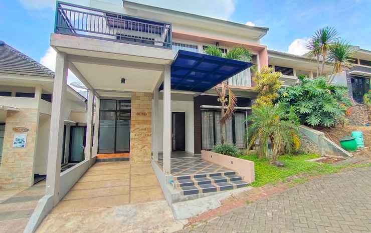 Бату: 3 Bedroom at Villa Kusuma Pinus M3 by N2K