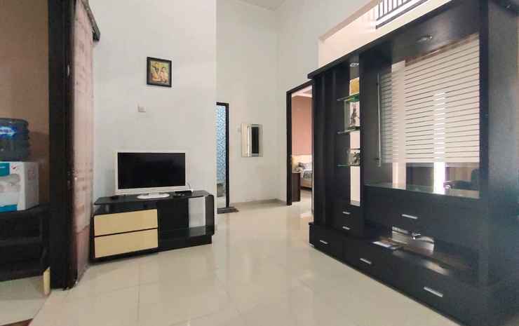Бату: 3 Bedroom at Villa Kusuma Pinus M3 by N2K