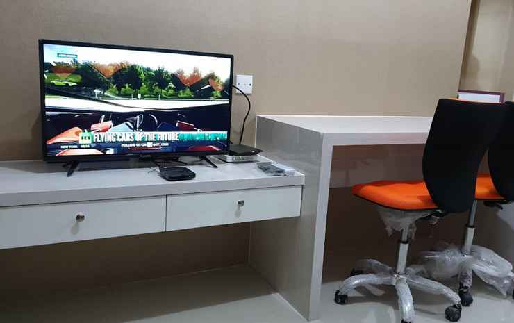 Сурабая: Apartment Jumbo 2 Bedroom at Tanglin Griya Gailen 5 (ELV)