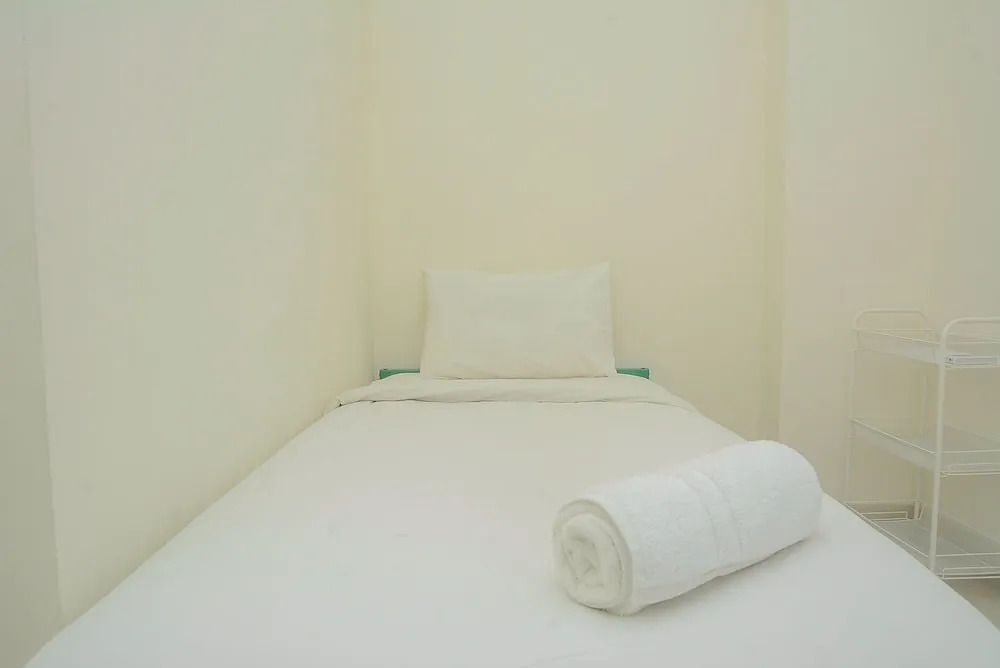 Бекаси: Brand New and Cozy Living Stay 2BR @ Grand Kamala Lagoon