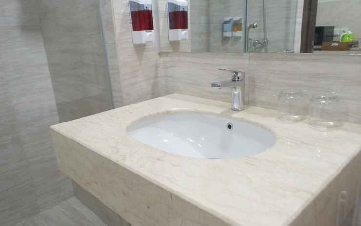 Депок: The Cabin Apartment Unit 9A12