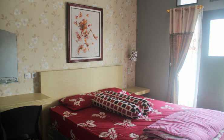 Бату: Villa Unique Batu 4BR near Museum Angkut at Kusuma Estate kav 6 with Swimming Pool