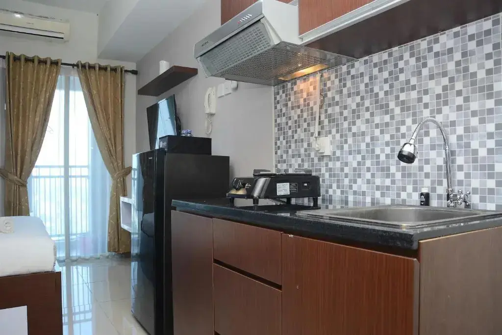 Бекаси: Homey Studio @ Grand Dhika City Apartment