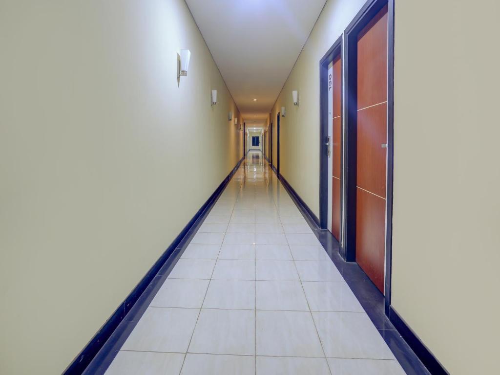 Макассар: Super OYO 3936 Hotel Trisula Makassar